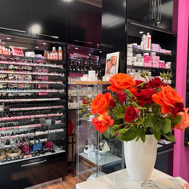 Obchůdek Krásné nehty – Expa-nails, Olomouc
